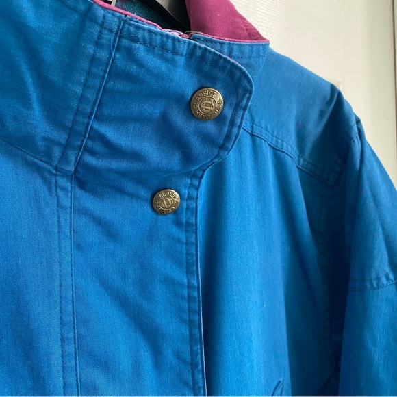 Dash Classics USA women’s Winter Coat with flannel lining - Picture 3 of 16